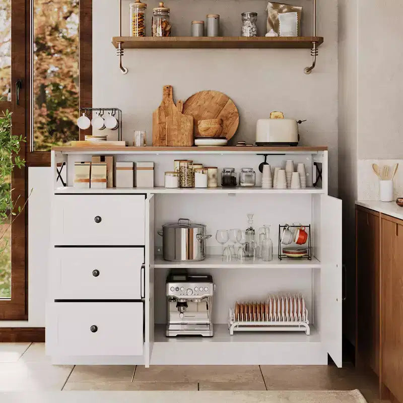 Mobile credenza da 47 pollici - Tavolino da caffè in legno con ante a chiusura ammortizzata e ripiano regolabile, armadietto dispensa da caffè per piccola cucina, monolocale